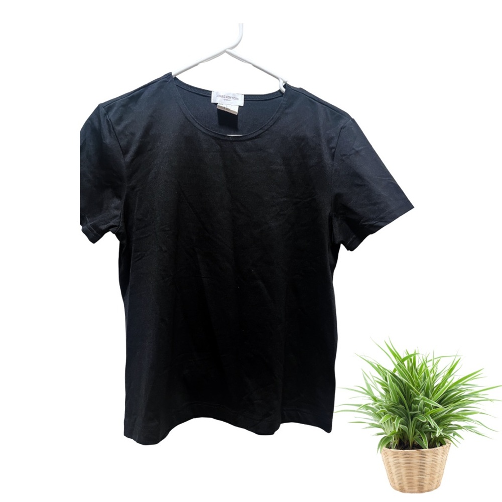 Jones NY Black Short Sleeve T-Shirt